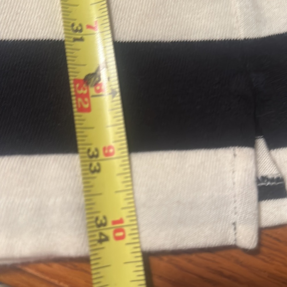 Vineyard Vines black and cream stripe dress size Small EUC - Picture 4 of 4